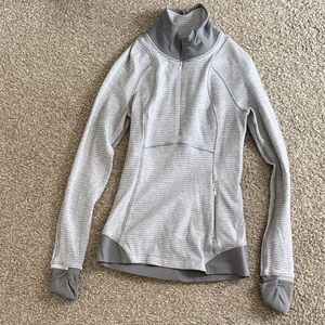 Lululemon - Scuba Half Zip - Size 6